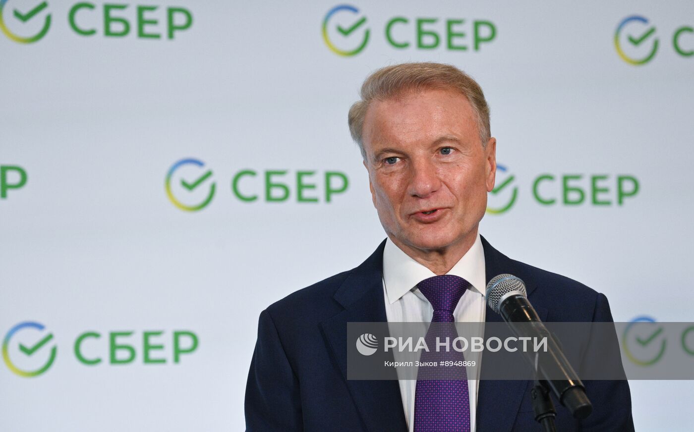 ПМЭФ-2025. Деловой завтрак Сбера "Ставки против роста: каким будет ближайший год?"