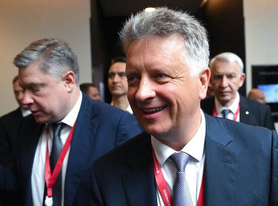 ПМЭФ-2025. Деловой завтрак Сбера "Ставки против роста: каким будет ближайший год?"