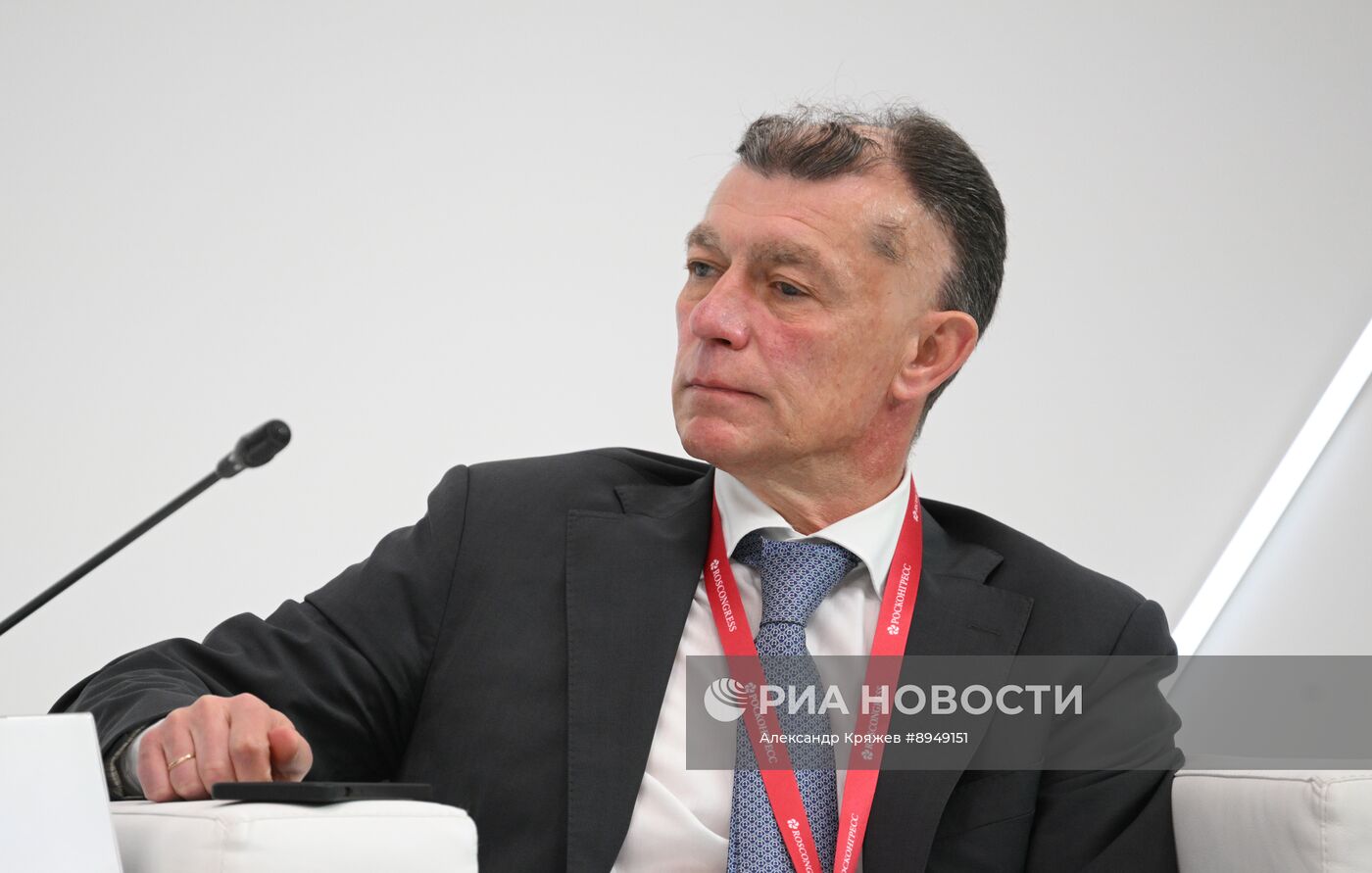 ПМЭФ-2025. Новый взгляд на производительность: адаптация и рост в меняющемся мире