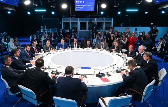 ПМЭФ-2025. Возрождение новых регионов России как драйвер экономического роста