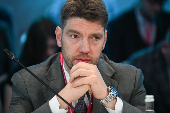 ПМЭФ-2025. Возрождение новых регионов России как драйвер экономического роста