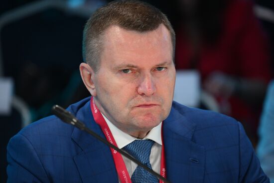 ПМЭФ-2025. Возрождение новых регионов России как драйвер экономического роста