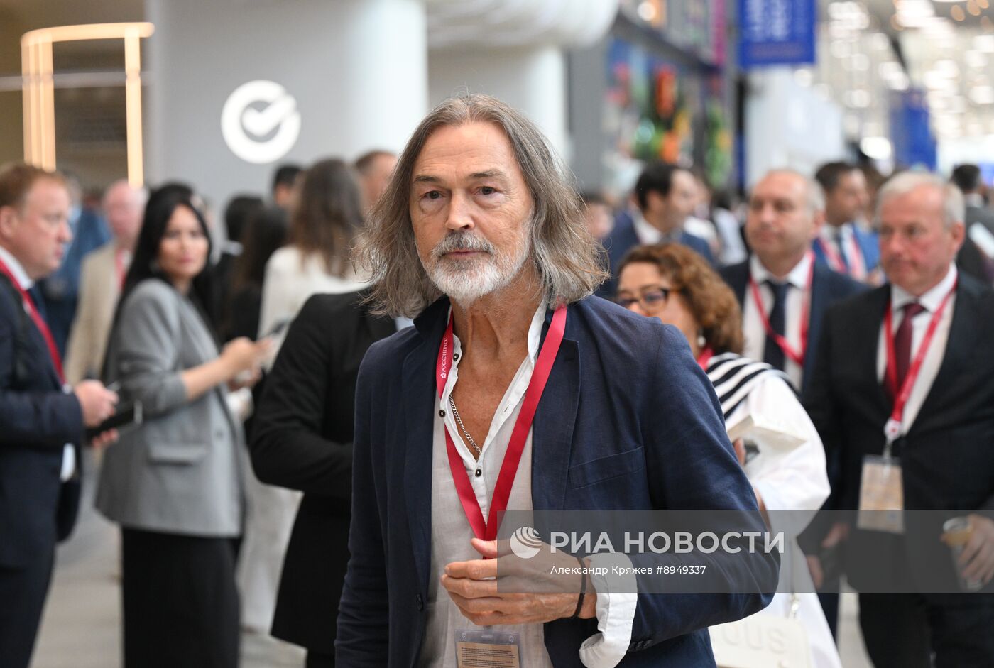 ПМЭФ-2025. Сбор гостей перед началом пленарного заседания