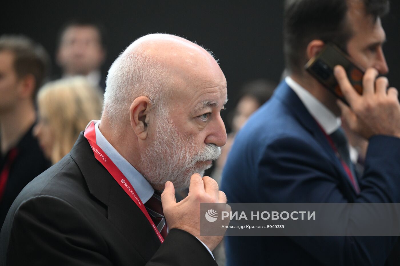 ПМЭФ-2025. Сбор гостей перед началом пленарного заседания