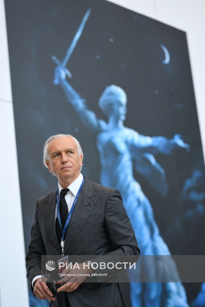 ПМЭФ-2025. Сбор гостей перед началом пленарного заседания