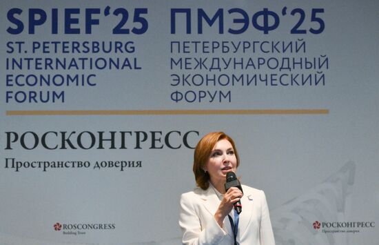 ПМЭФ-2025. Мастер-класс по кросс-культурным переговорам: студенты против экспертов