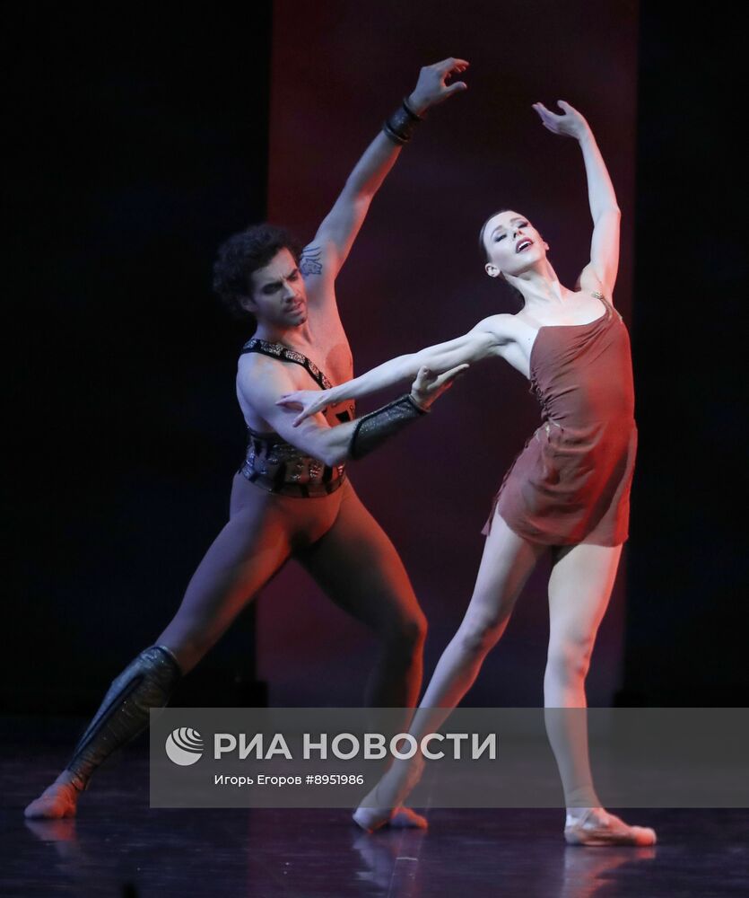 Гастроли балета Большого театра в Бишкеке