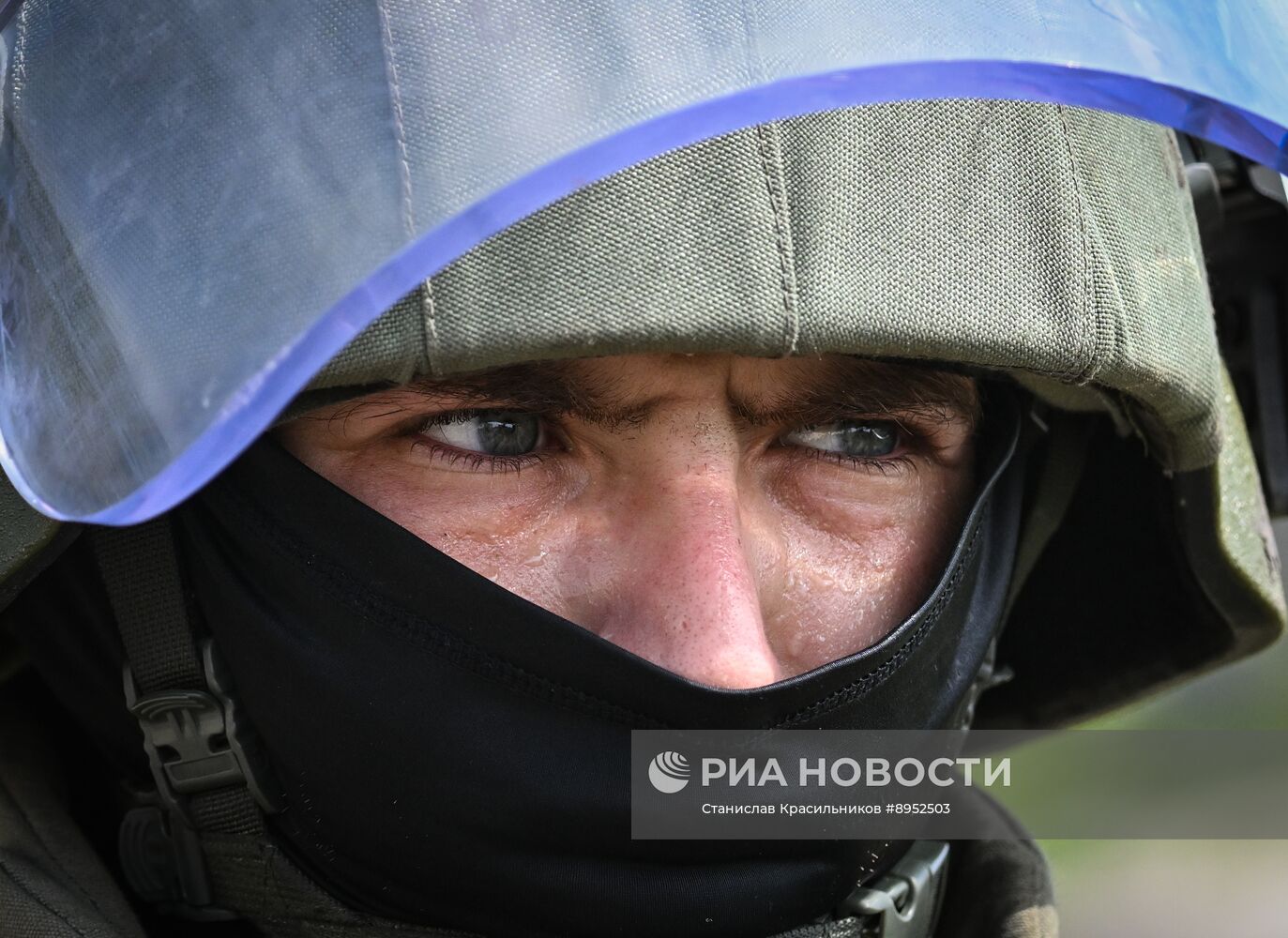 Разминирование окрестностей Селидова саперами группировки войск "Центр"