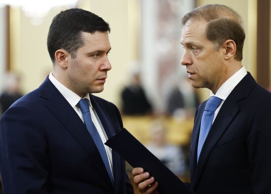 Премьер-министр Михаил Мишустин провел заседание правительства РФ