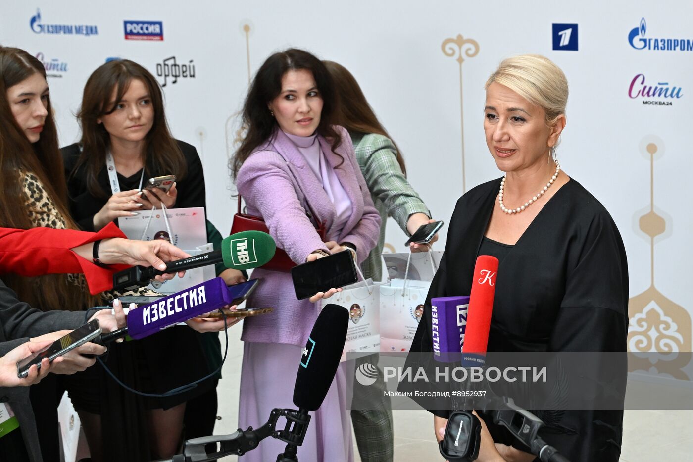 Церемония вручения премии "Золотая Маска" в Казани