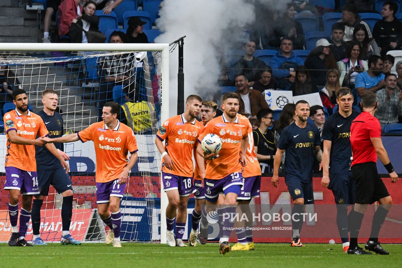 Футбол. "Динамо" – 2DROTS