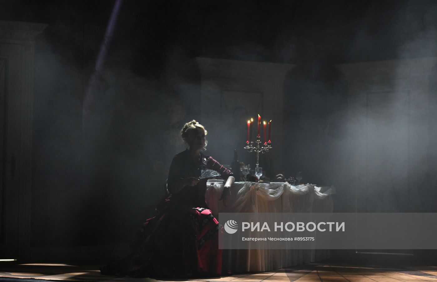 Премьера спектакля "Доходное место" в Театре сатиры