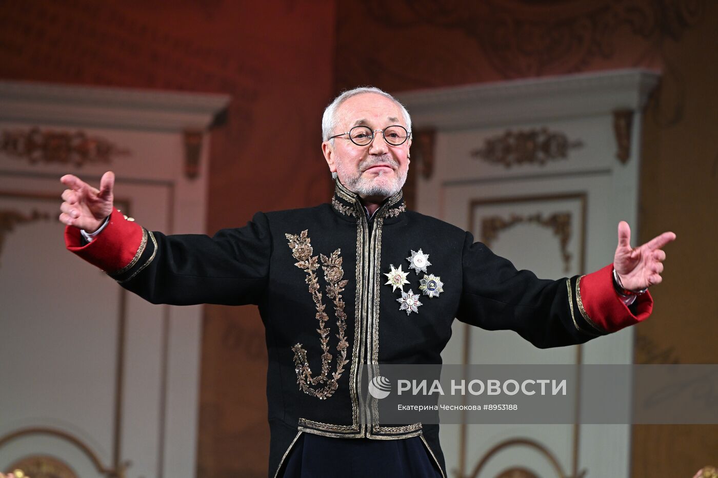 Премьера спектакля "Доходное место" в Театре сатиры