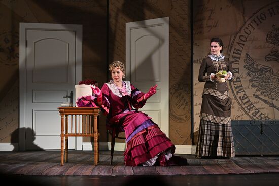 Премьера спектакля "Доходное место" в Театре сатиры