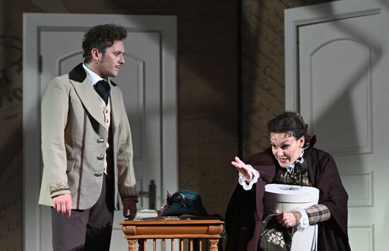 Премьера спектакля "Доходное место" в Театре сатиры