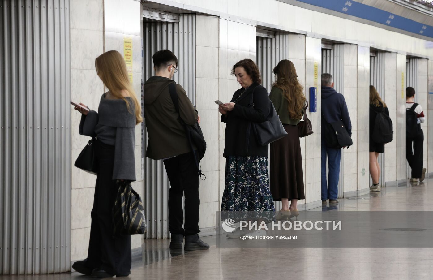 Станция метро "Парк Победы" в Санкт-Петербурге закроется на реконструкцию