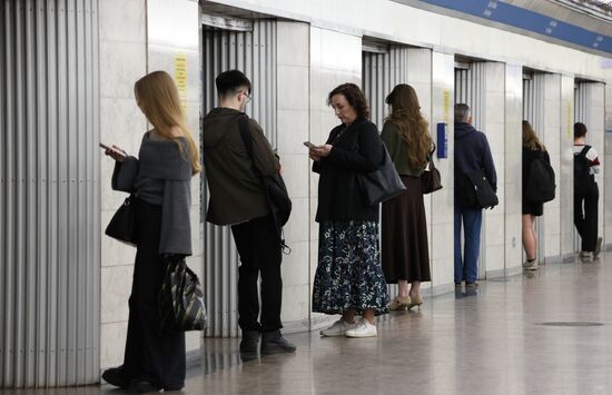 Станция метро "Парк Победы" в Санкт-Петербурге закроется на реконструкцию