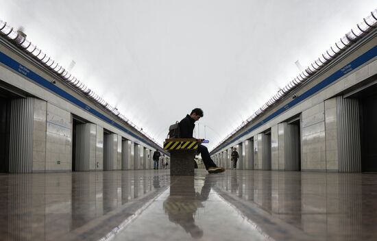 Станция метро "Парк Победы" в Санкт-Петербурге закроется на реконструкцию