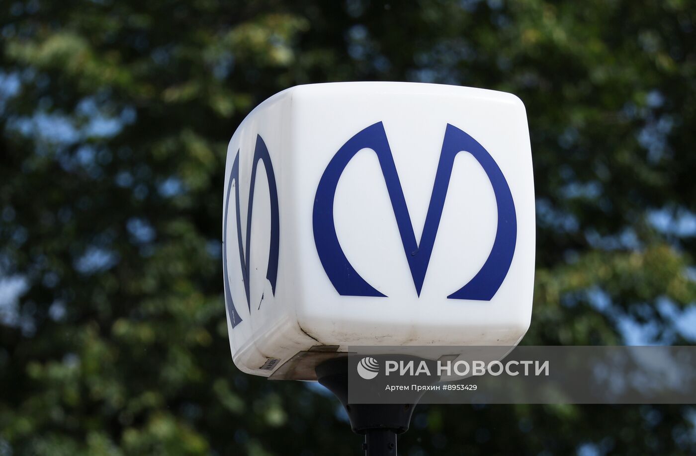 Станция метро "Парк Победы" в Санкт-Петербурге закроется на реконструкцию