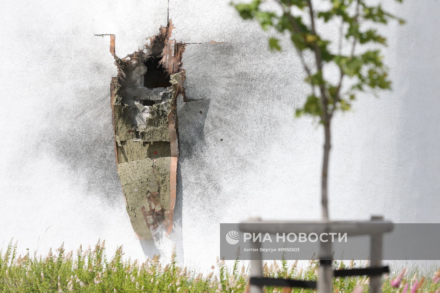 БПЛА ударил по зданию школы в Белгородской области