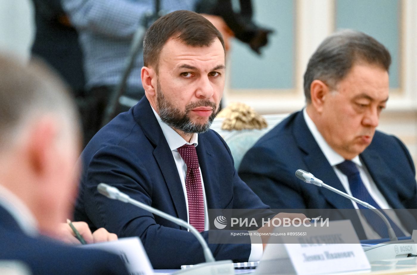 Президент Владимир Путин провел совещание по вопросам социально-экономического развития новых субъектов РФ