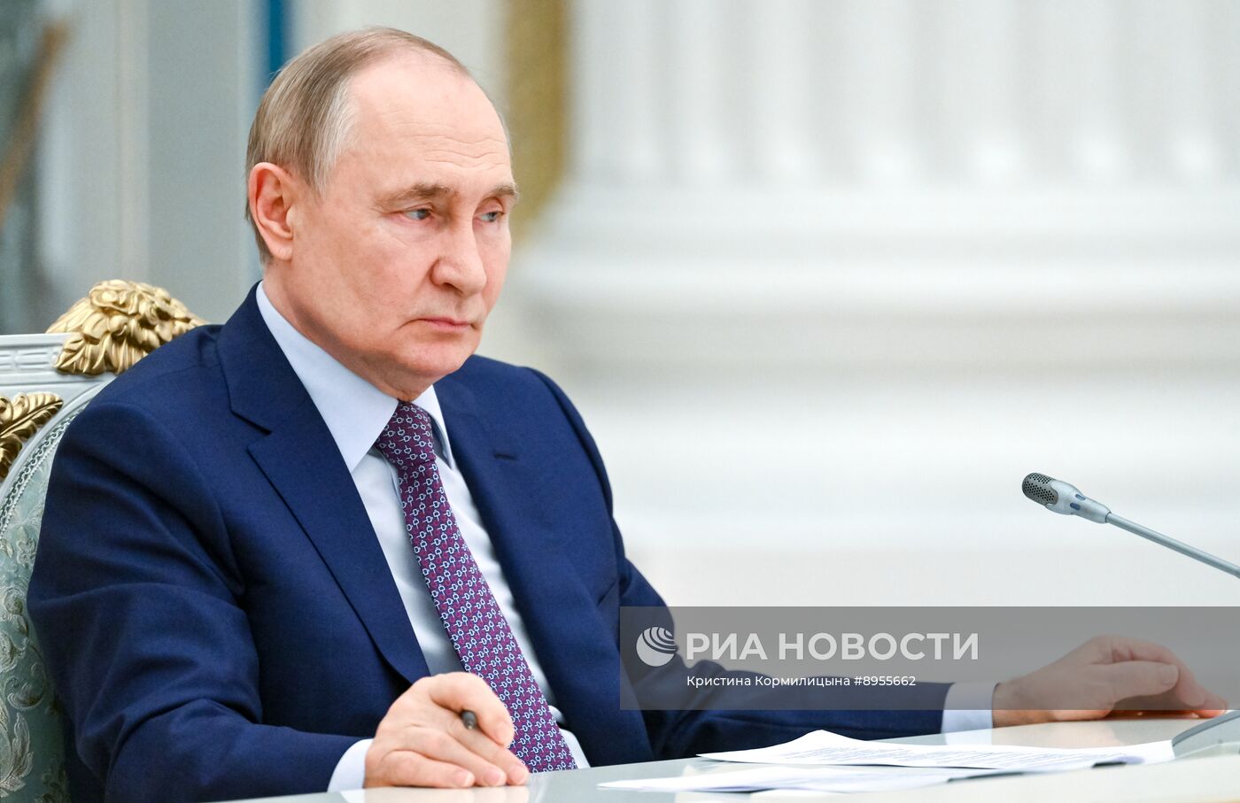 Президент Владимир Путин провел совещание по вопросам социально-экономического развития новых субъектов РФ