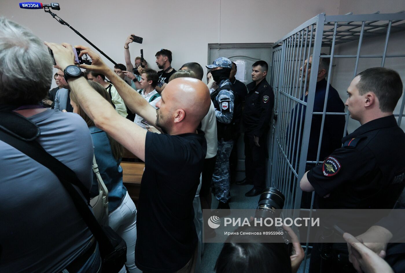 Заседание суда по делу об убийствах прошлых лет в Екатеринбурге