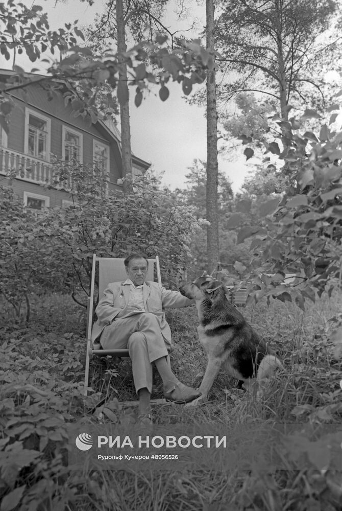 Федор Григорьевич Углов