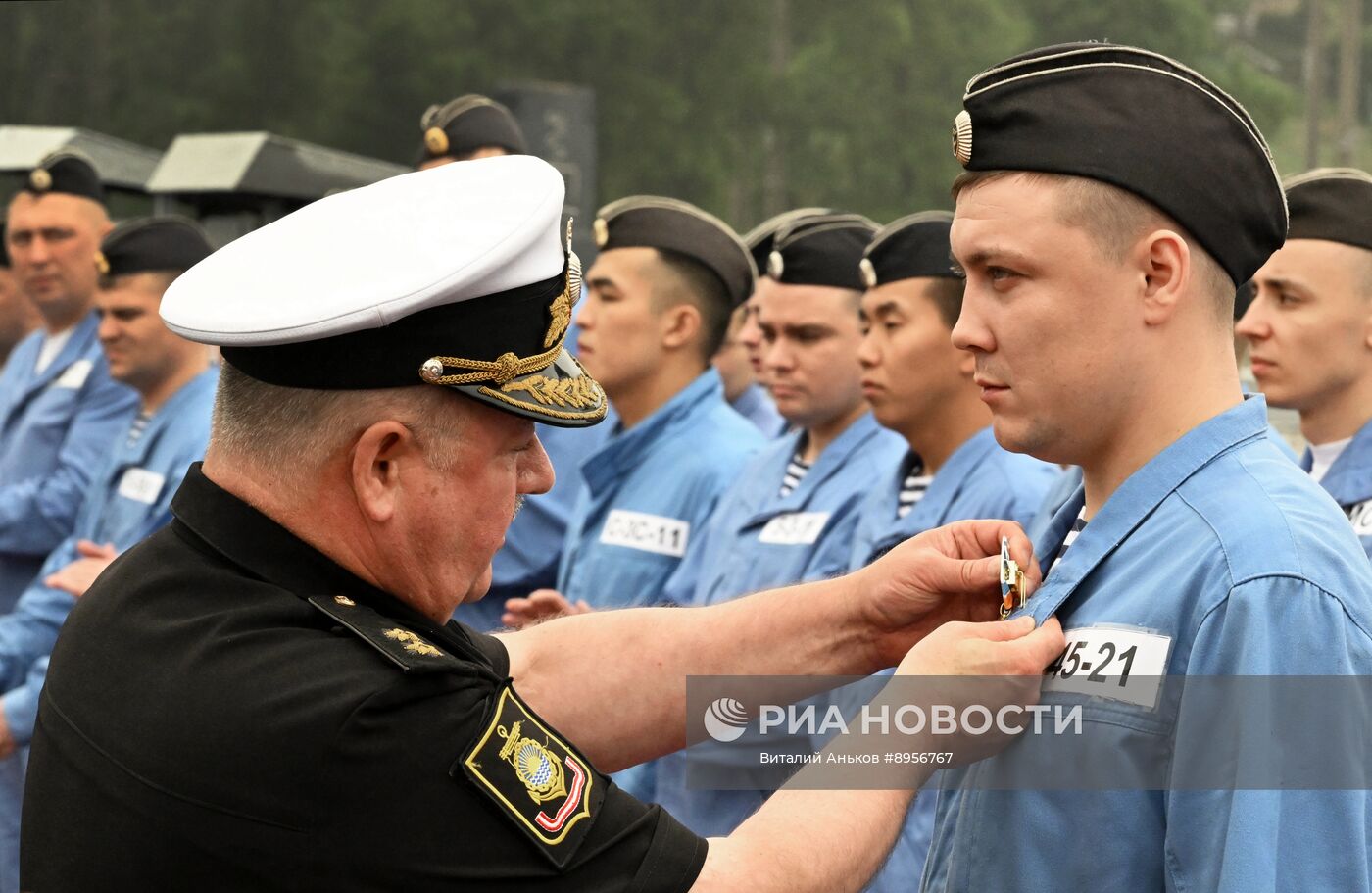 Встреча подводной лодки "Уфа" во Владивостоке
