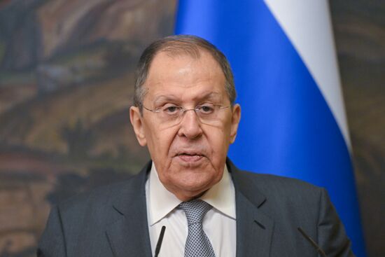 Переговоры главы МИД РФ С. Лаврова с министром иностранных дел Саудовской Аравии Ф. Бен Фарханом 