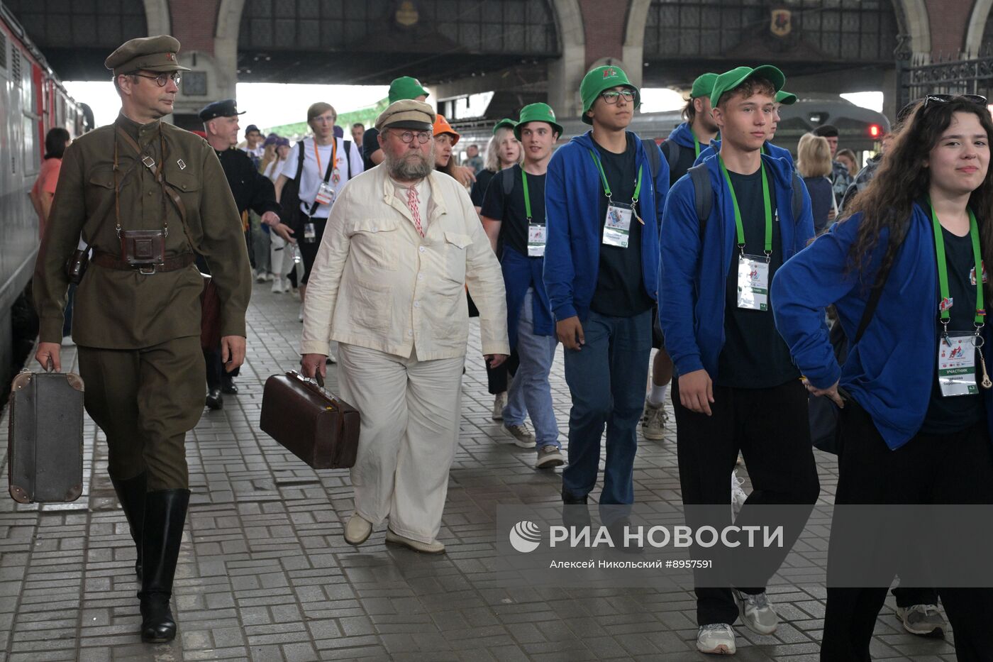 Встреча "Поезда памяти" на Казанском вокзале