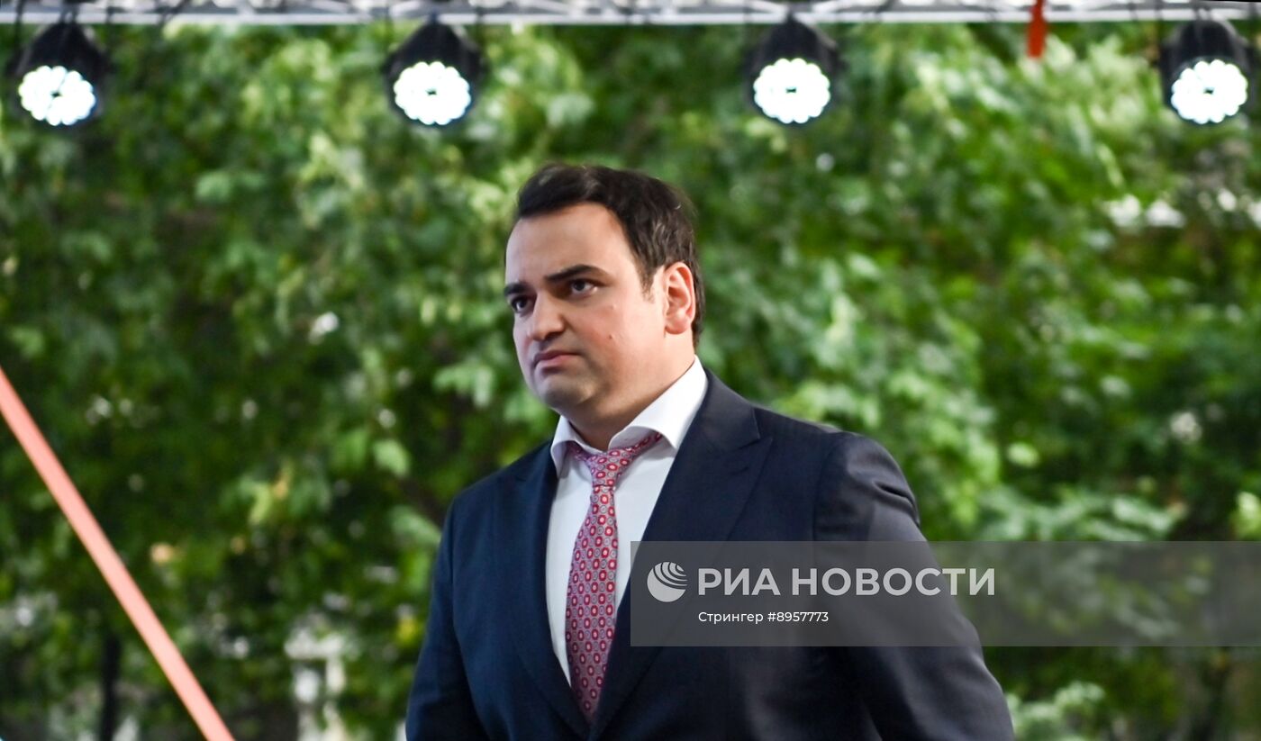 Акция в Ереване в поддержку арестованного предпринимателя С. Карапетяна