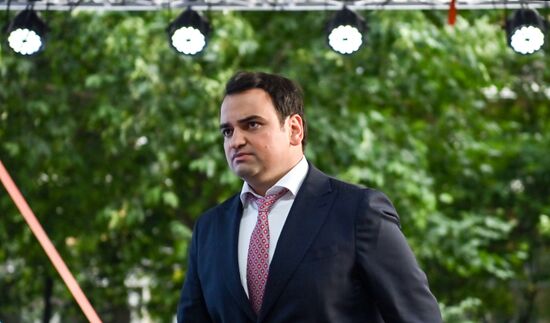 Акция в Ереване в поддержку арестованного предпринимателя С. Карапетяна