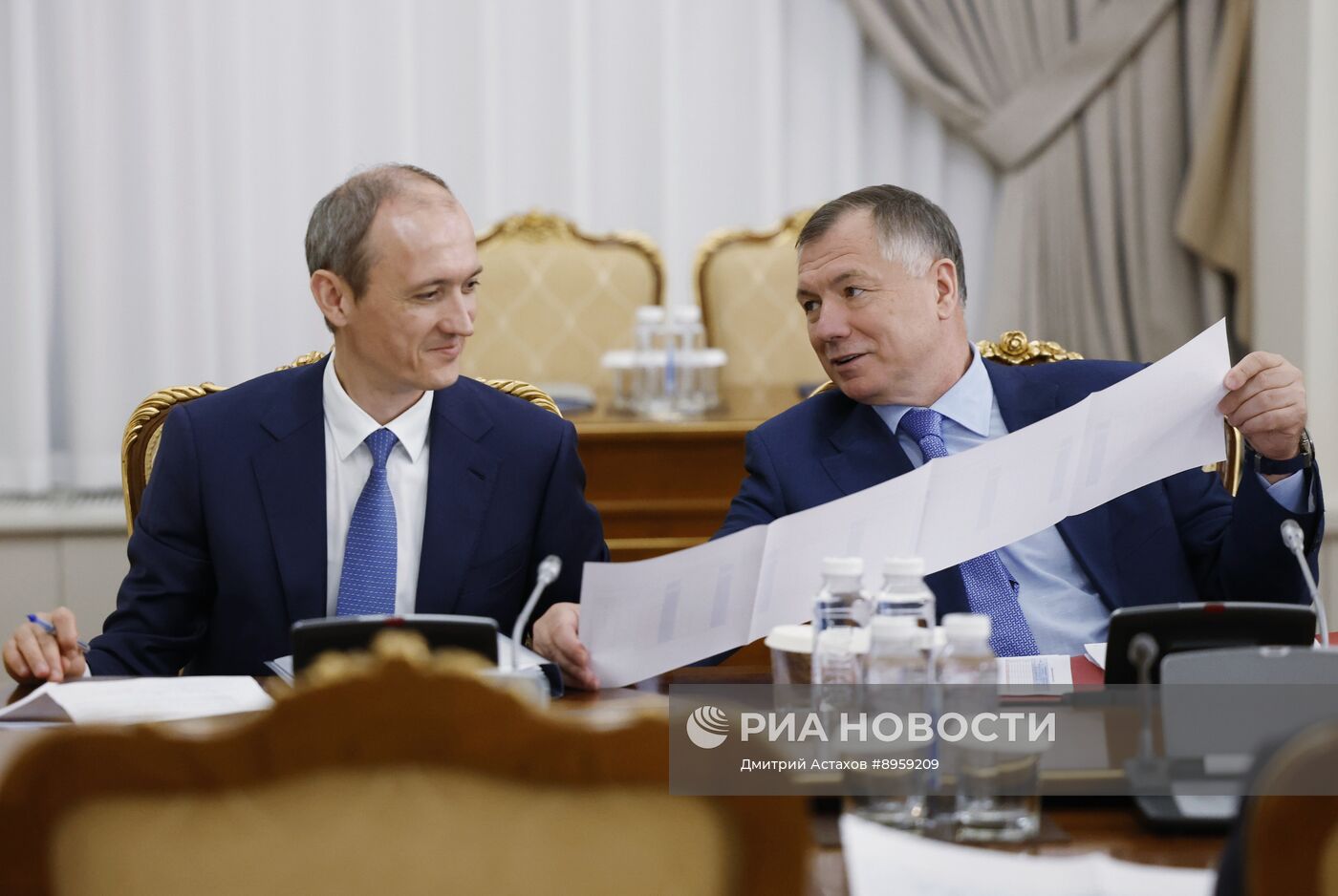 Премьер-министр РФ Михаил Мишустин провел оперативное совещание с вице-премьерами