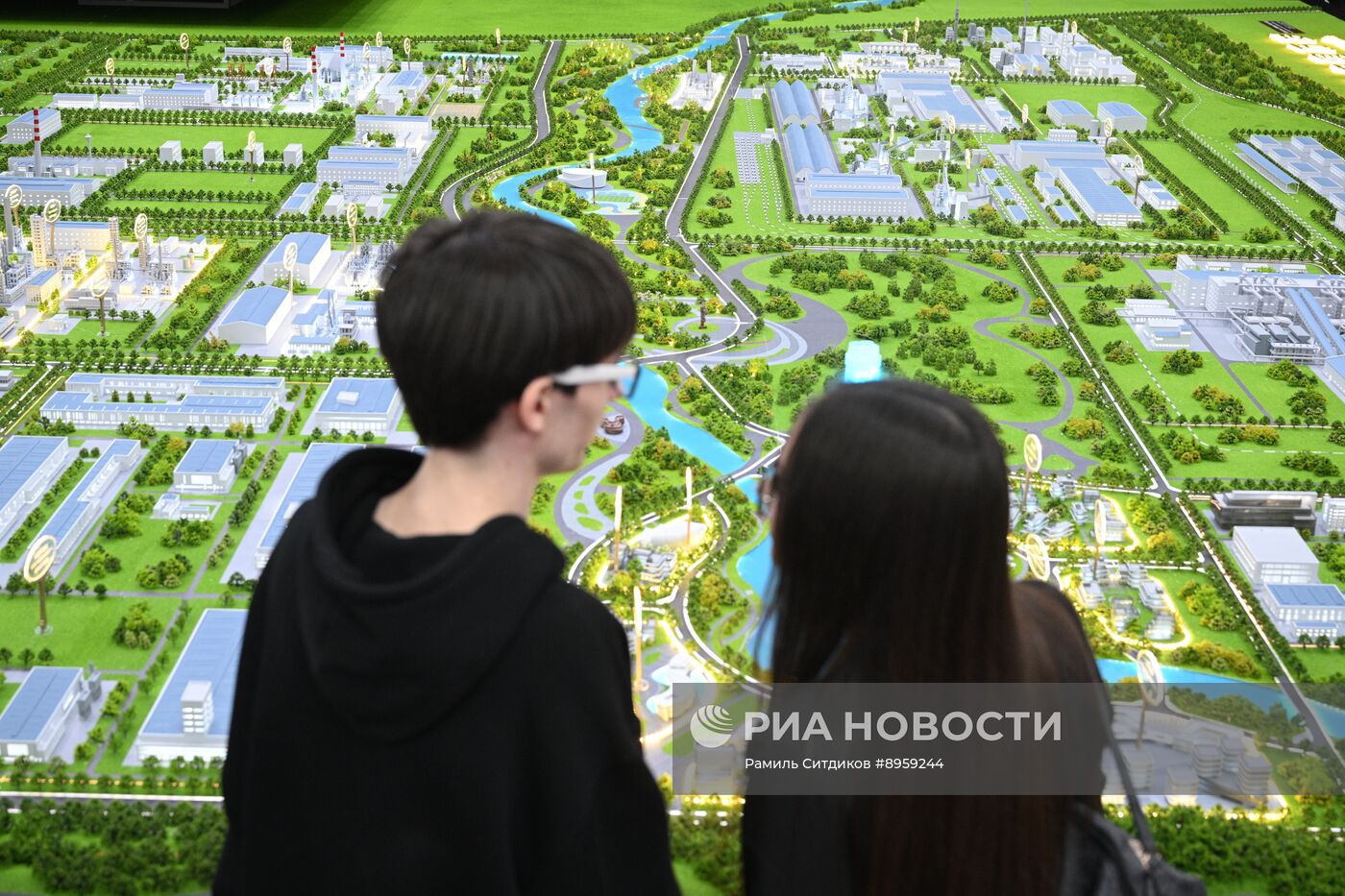 Международная промышленная выставка "Иннопром"