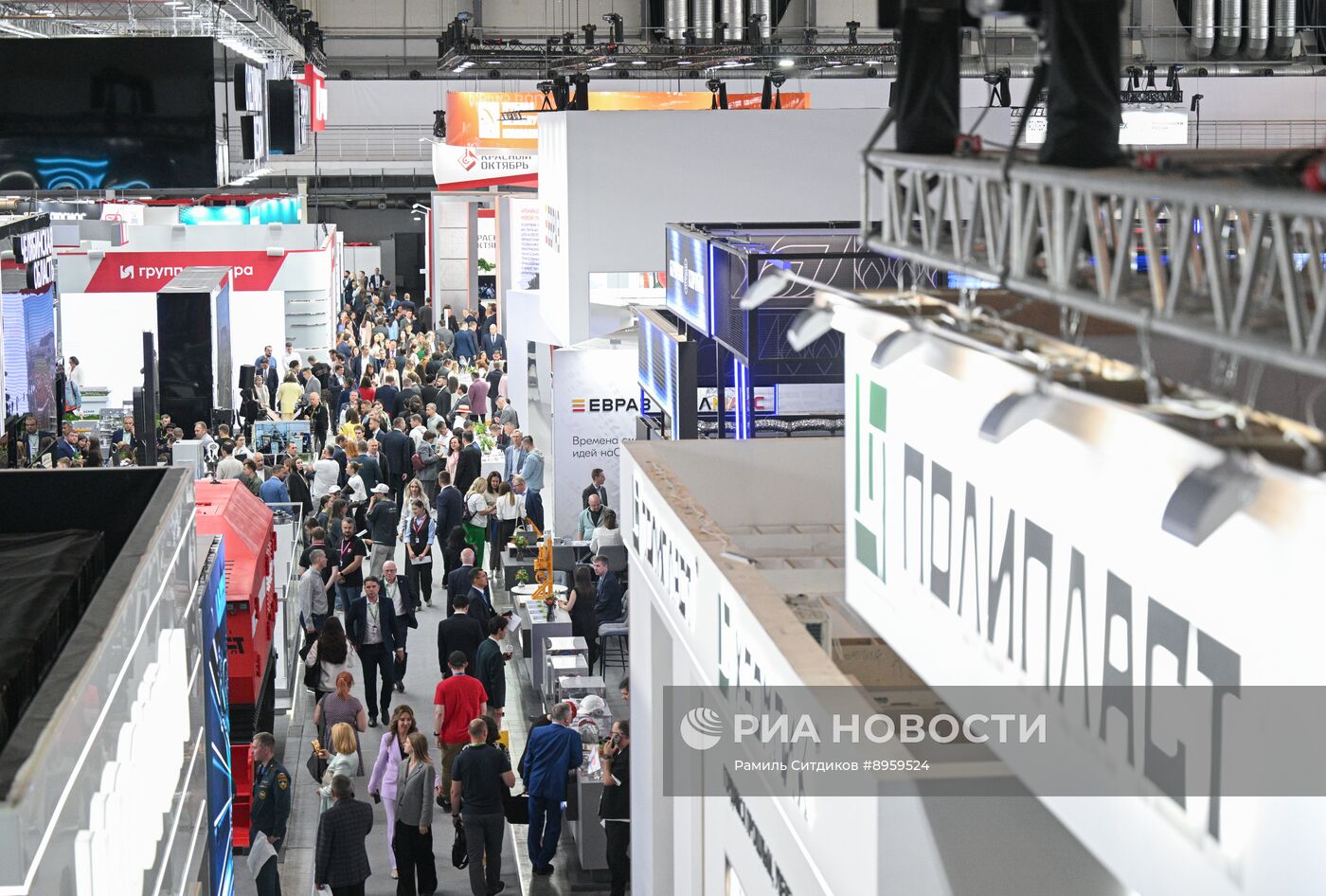 Международная промышленная выставка "Иннопром"