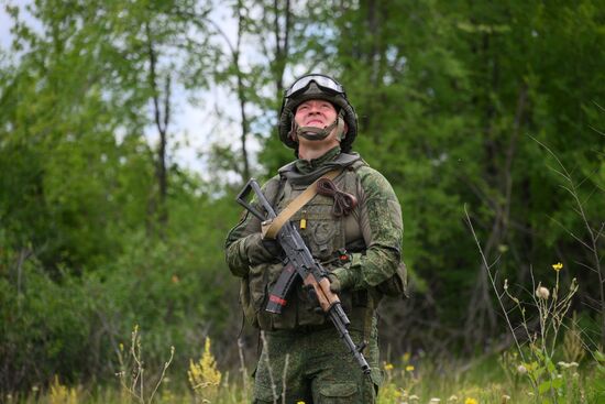 Связисты группировки войск "Центр" в ДНР