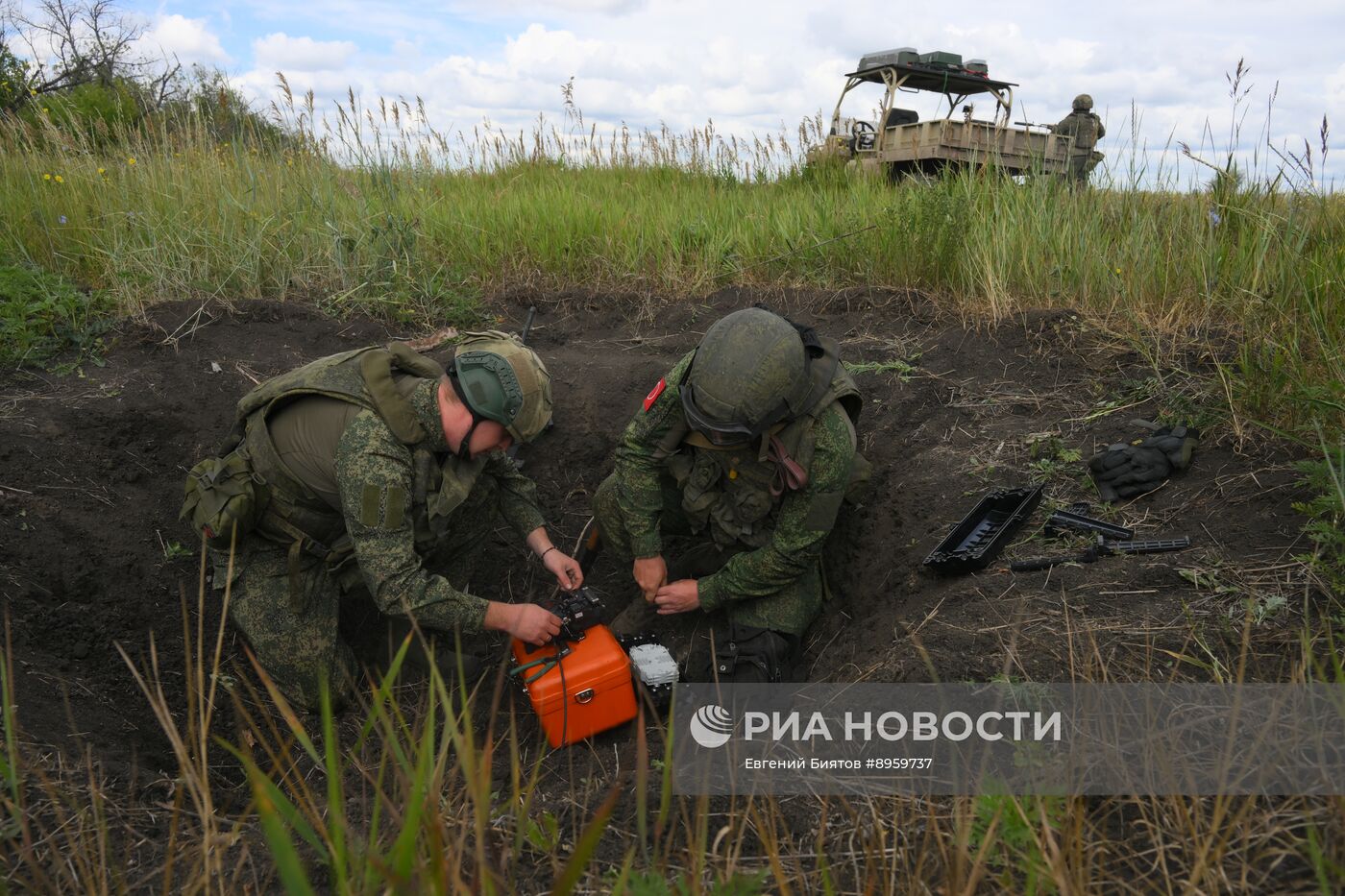 Связисты группировки войск "Центр" в ДНР