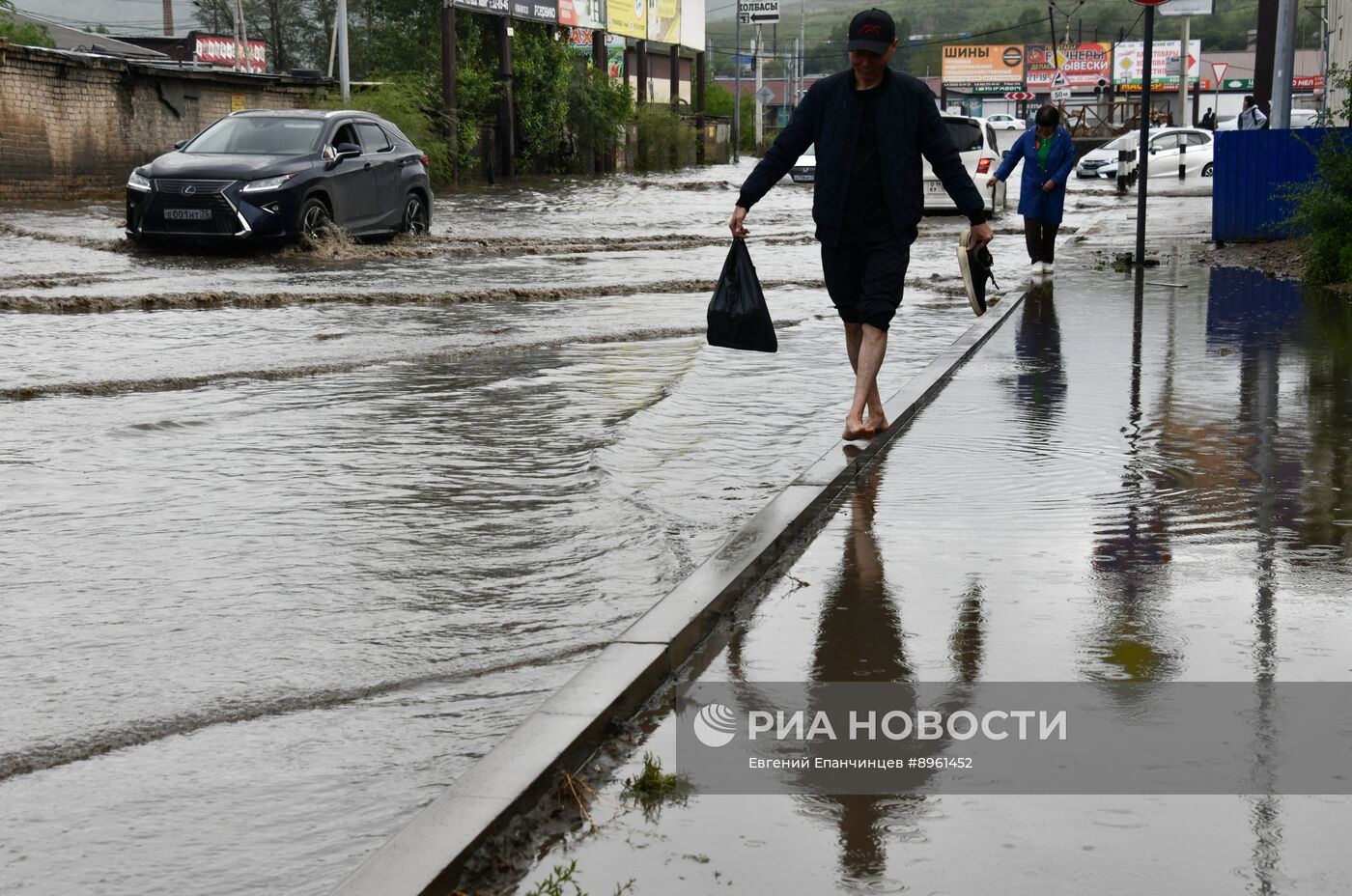 Последствия сильного ливня в Чите