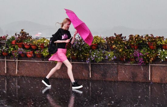 Дождь в Москве