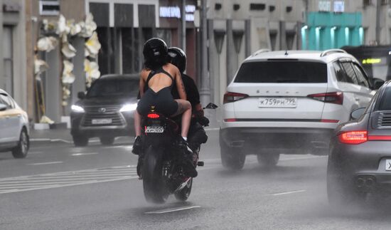 Дождь в Москве