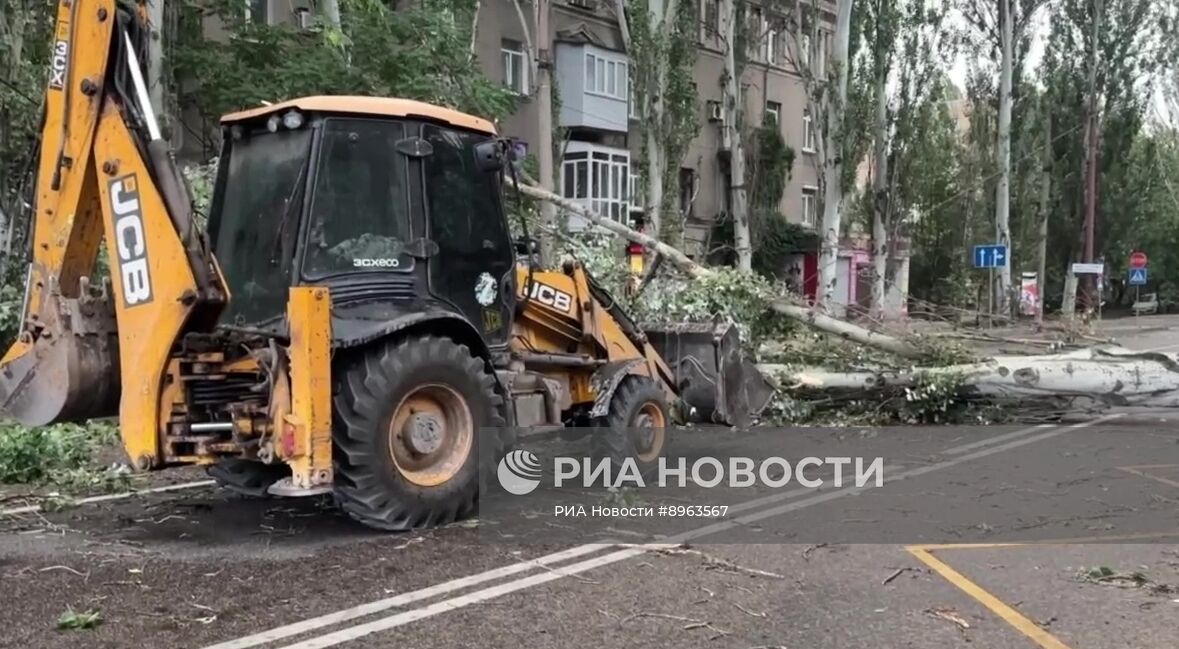 Последствия урагана в Донецке
