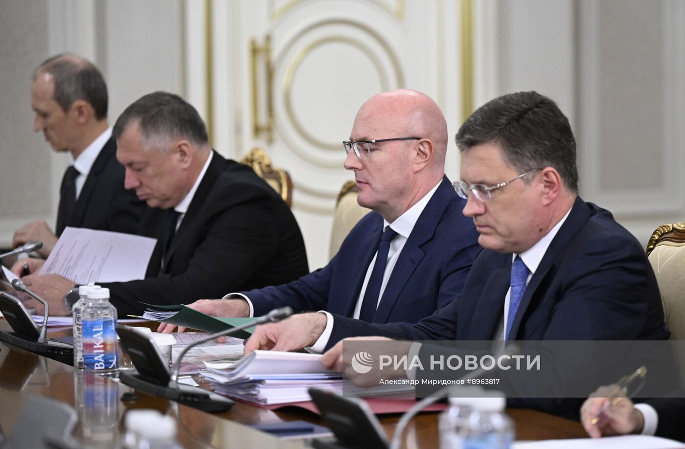 Премьер-министр РФ М. Мишустин провел совещание с вице-премьерами