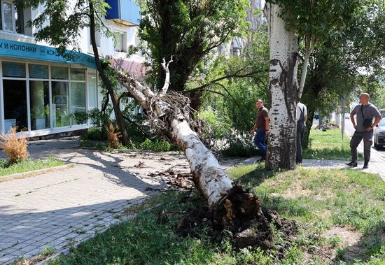 Последствия урагана в Донецке