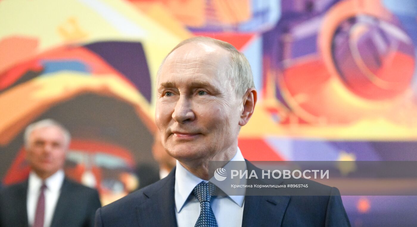 Рабочий визит президента Владимира Путина в Уральский федеральный округ