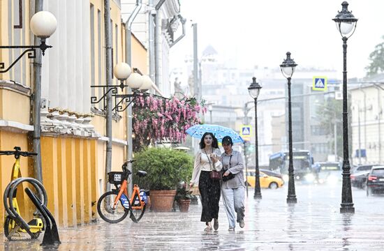 Дождь в Москве