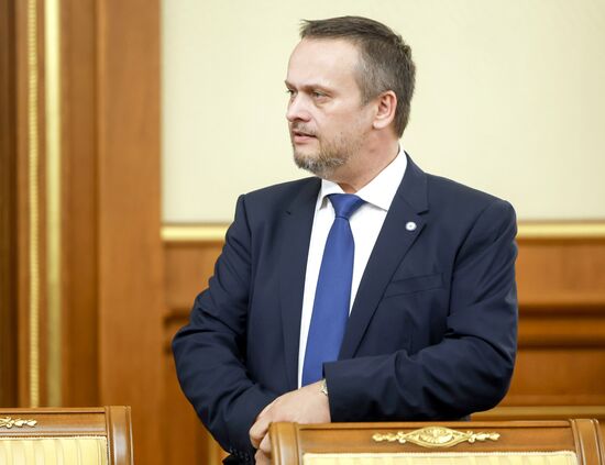 Премьер-министр Михаил Мишустин провел заседание правительства РФ