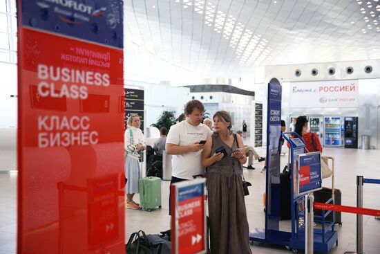 Прибытие первого рейса в аэропорт Геленджика после возобновления работы 