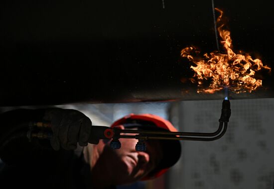 Работы по прокладке газопровода на Кропоткинском дюкере