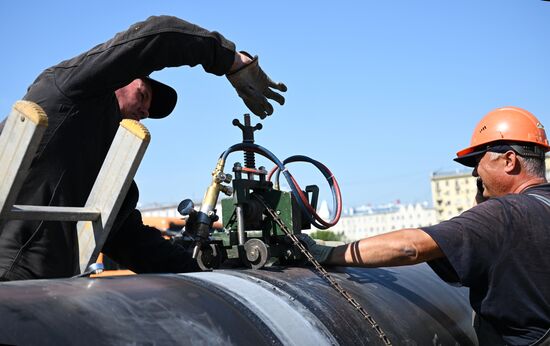 Работы по прокладке газопровода на Кропоткинском дюкере